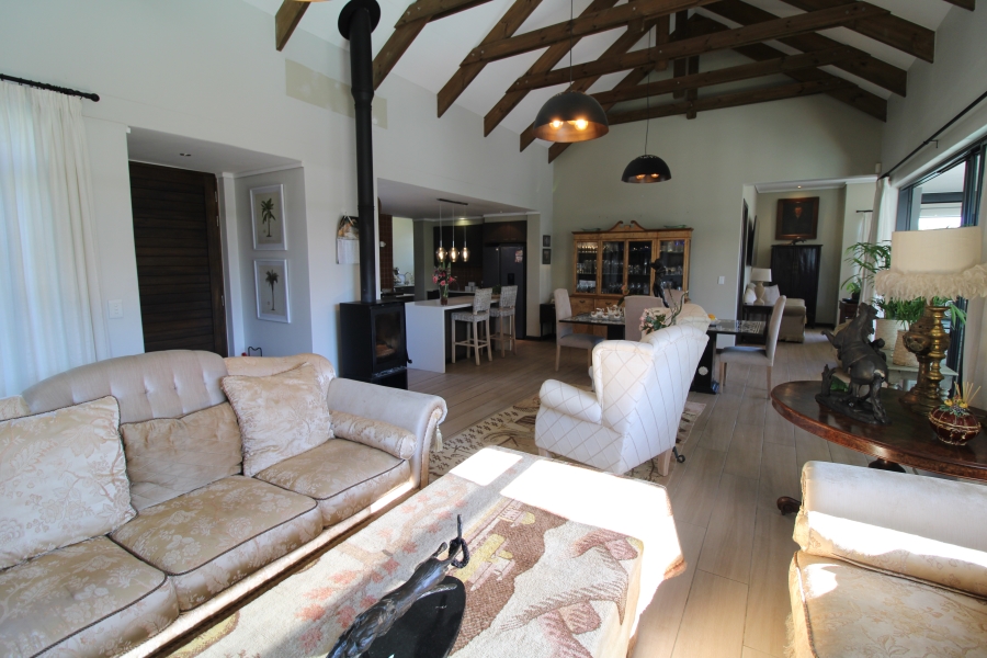 4 Bedroom Property for Sale in Earls Court Lifestyle Estate Western Cape